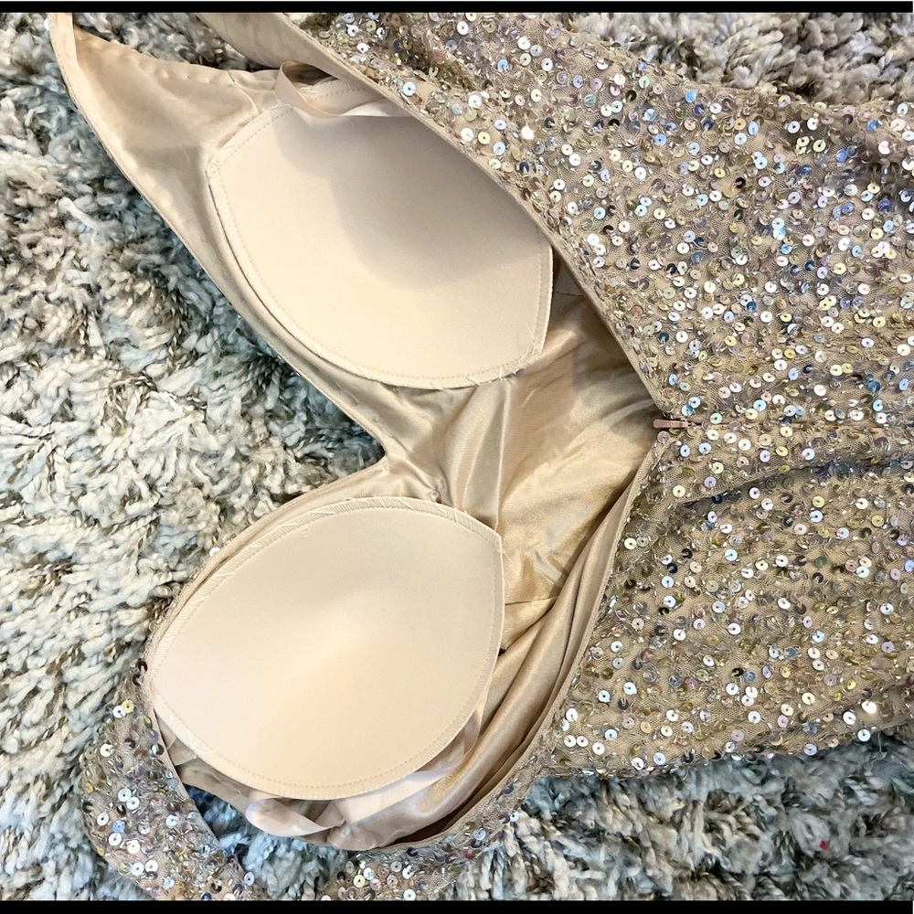 SPARKLE SEQUINS STUNNING MACDUGGAL STRAPLESS GOWN FORMAL DRESS - Picture 6 of 10